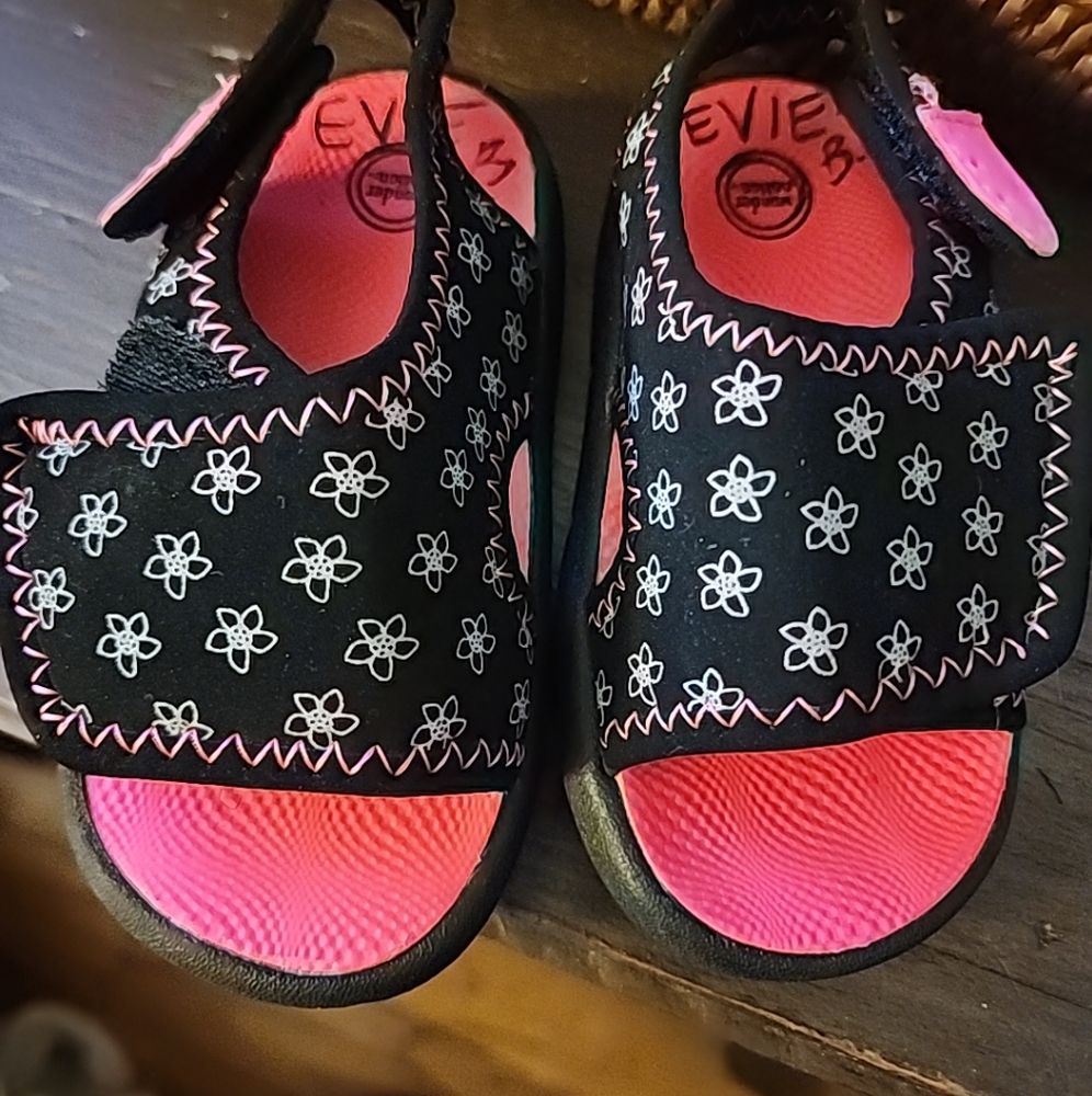 Toddler Girl Wonder Nation Floral Sling Sandal Size 5